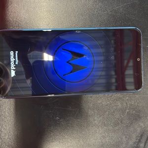 2021 Moto G Play with Case
